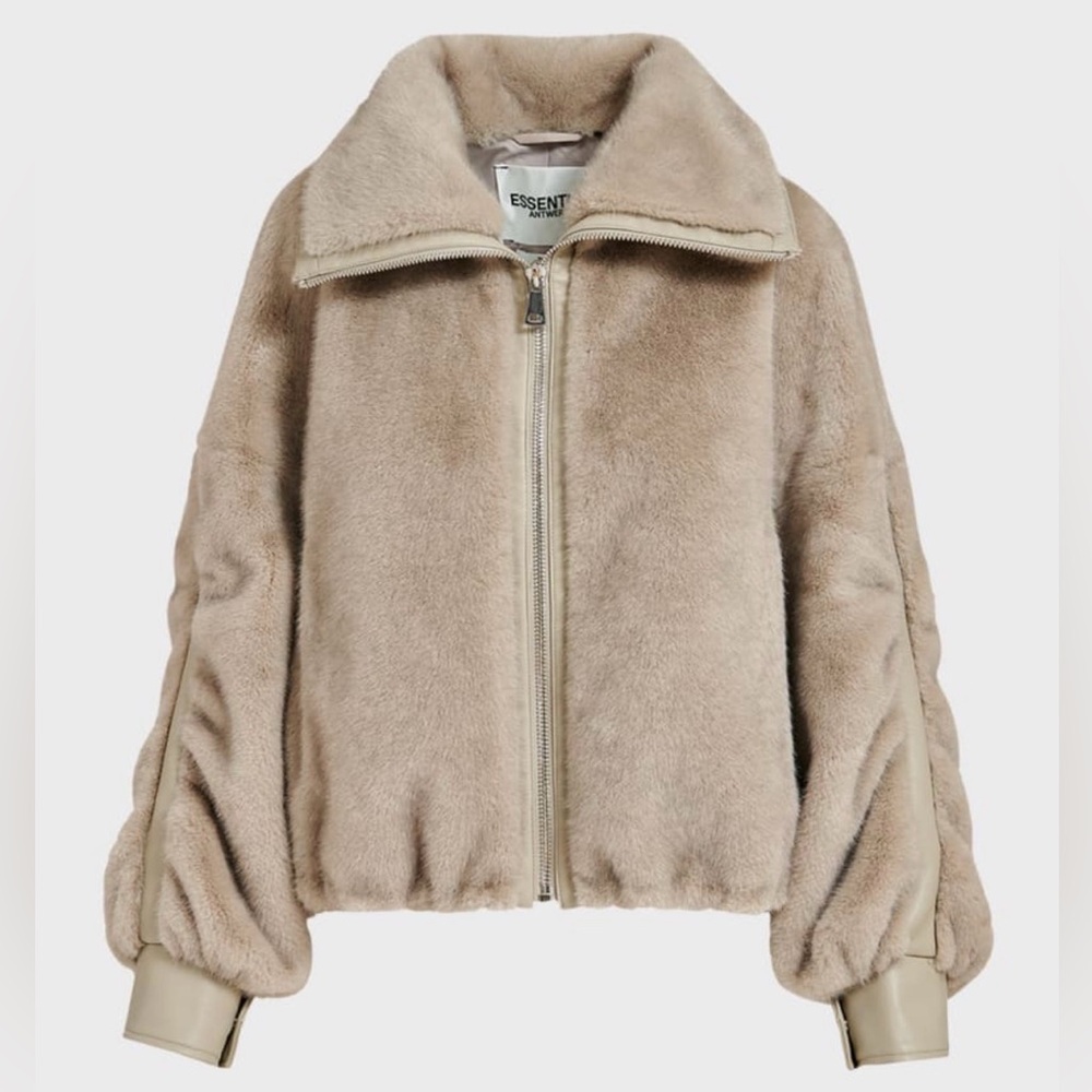 Like New - Essentiel Antwerp Oversized Faux Fur Jacket (L)